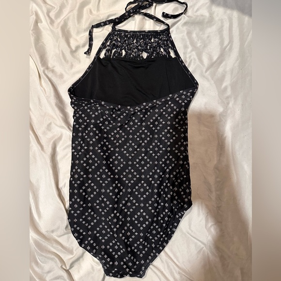 Black Patterned Old Navy Halter Tie Back One Piece Swimsuit - Picture 2 of 2